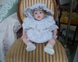 DOLLY & FRENCH CHAIR
