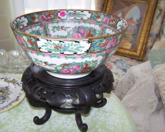 LARGE BOWL