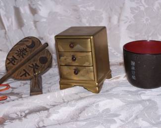 BEAUTIFUL GOLD CABINET MINIATURE SIGNED