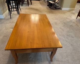 Broyhill coffee table