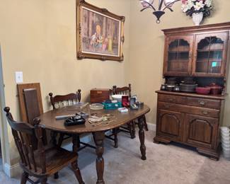 Dinette set and hutch