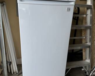 Mini freezer