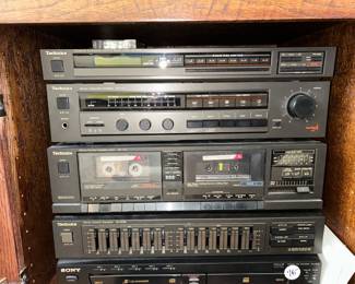 Technics Multi System ST-S74, SU-V75, RS-T24, SH-838
4 Piece System