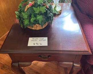 Broyhill end table 1 of 2