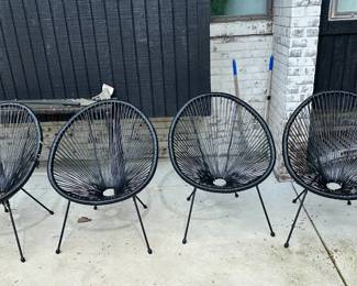 4 egg shaped Papasan Outdoor Patio Chair Set