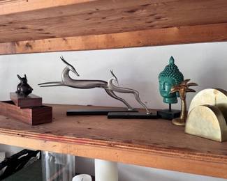Décor Running Deer and Rabbit