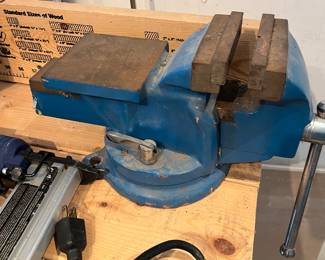 bench vise