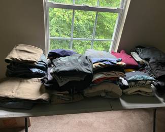 Men's sweaters and t-shirts