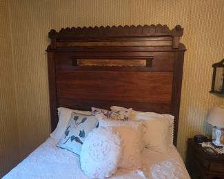Beautiful antique bed - Queen - great condition with mattress-box spring, rails & footboard - have all linens