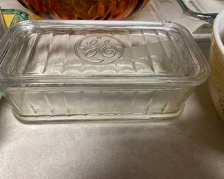 Kitchen - vintage GE covered refrigerator container