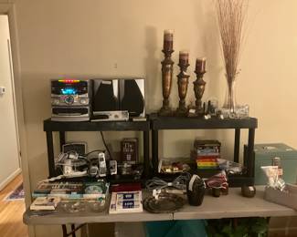 Living room - miscellaneous decor & other items including stereo radio/player with speakers