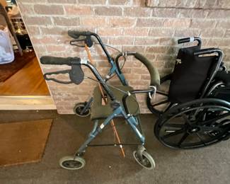 Walker & wheelchair - carport