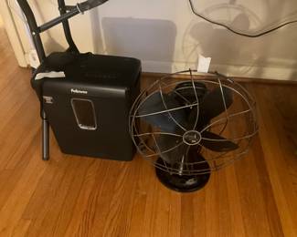 Living room -vintage fan & paper shredder