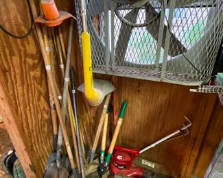 Outside storage building in back yard - Outside storage building in back yard - tools