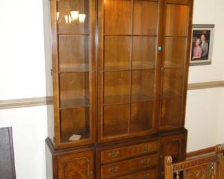 Traditional China Cabinet/Hutch