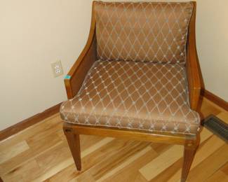 Another great Mid Century Modern chair. It really is outstanding