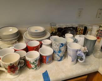 Coffee cups galore!!