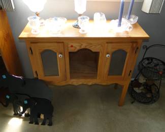 Small entry table 