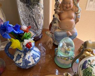 Glass Flowers, Budda