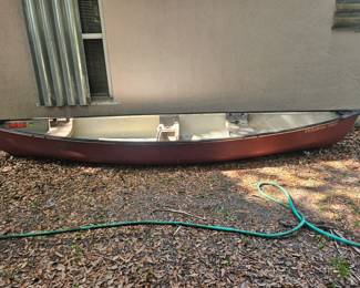 14.5 ft canoe $350 like new