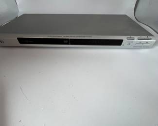 Sony, DVP-N658P, Comes with remote control. DVD /CD Player