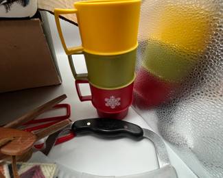 Huge Lot of kitchen tools and accessories, Original Tupperware! Pampered Chef and more!