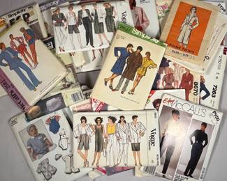 Huge lot of vintage sewing patterns!