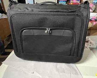 Samsonite rolling garment bag, excellent condition.