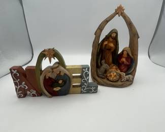 Noel Nativity scene