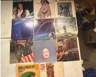 Vinyl Record Albums Elvis In Concert Vinyl Album Record. Johnny Cash, John Denver Rocky Mountain High
Vinyl Record Collection Lot featuring albums from various artists including Elvis Presley, Johnny Cash, and more. See pictures for years and details.