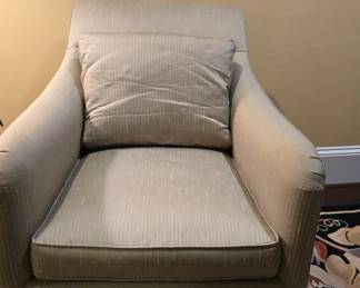 Henredon pair of chairs