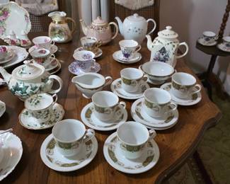 vintage fine China tea sets, teapots and tea cups
