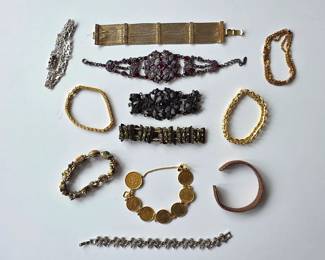 Jewelry, including many vintage jewelry pieces