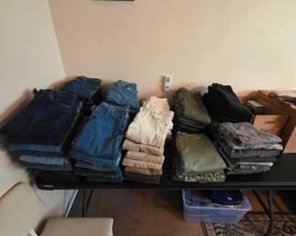Men's Levi's and Wrangler jeans and shorts