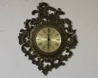 Vintage Homco wall clock