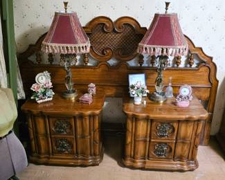 Vintage Thomasville king size headboard and nightstands
