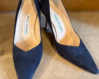 Never worn blue suede Manolo Blahnik