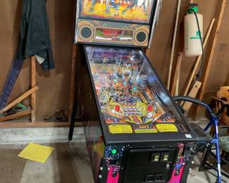 Another view - Kiss Pinball by Stern (Excellent like new shape!)