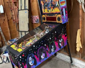 Kiss Pinball