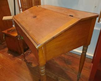 swing top desk