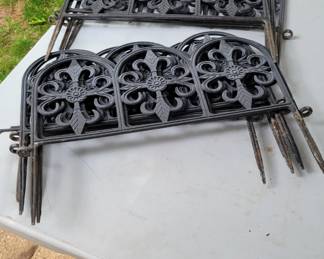 Metal Fencing 10 Piece All Together