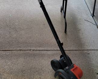 Black & Decker Edger Like New Condition