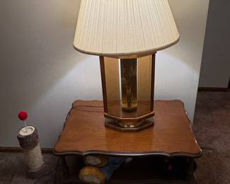 Vintage lamp and end table