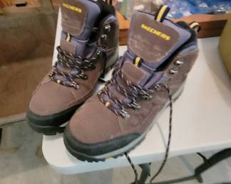 Womens Size 9.5.in Brand New Condition