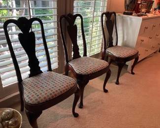 Set of lovely dining chairs