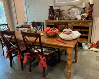 Table/chairs