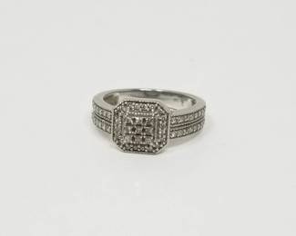 14k gold and diamond ring
