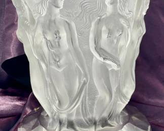 Vintage Lalique Art Deco Vase - Signed
Late 70’s - Early 80’s
Measures
8.5” Tall
7” Wide at the Base
5.5” at Mouth of Vase
