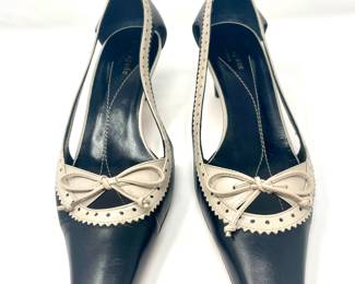 Kate Spade Navy Blue & Tan Leather Shoes made in Italy
Size 8M