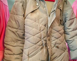 Youth 10/12
Gray Puffer Jacker